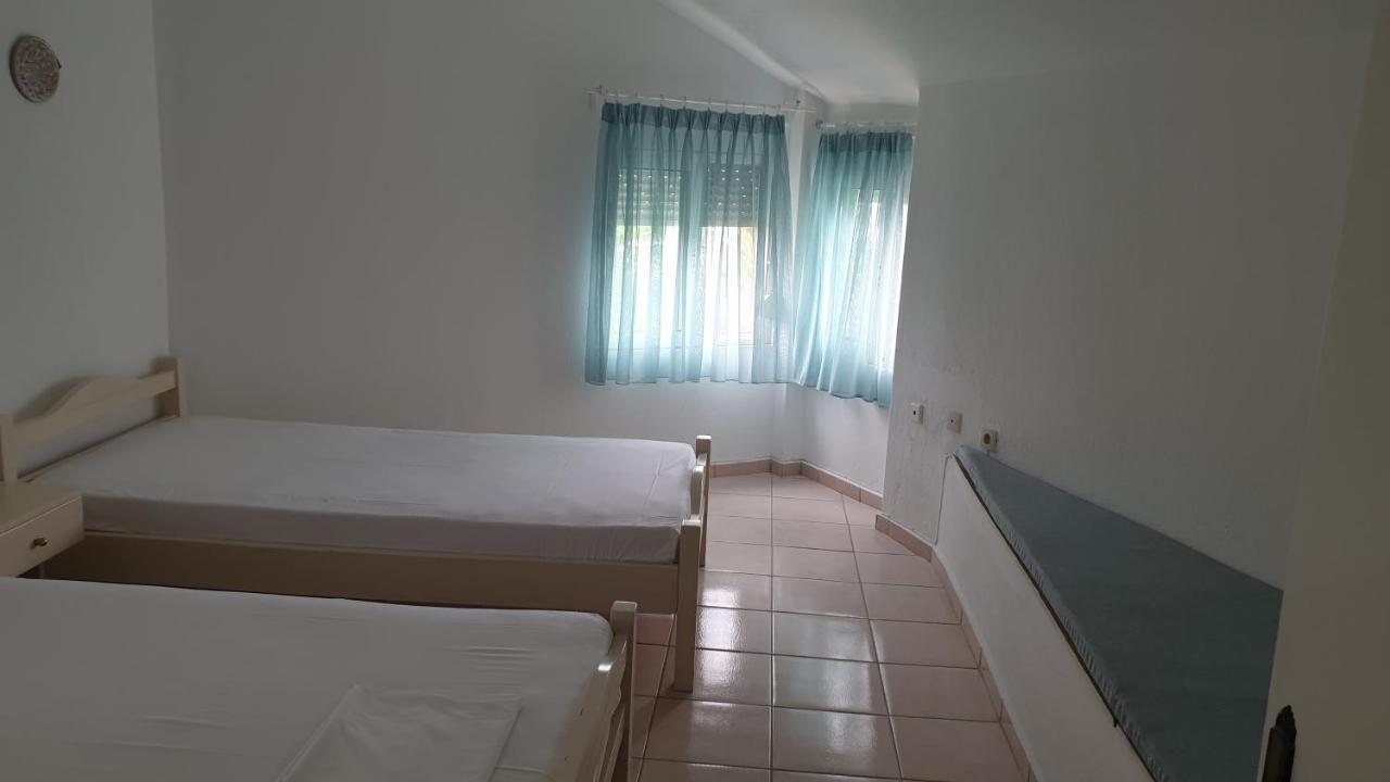 Appartement Amparoudes à Kriopigi Extérieur photo