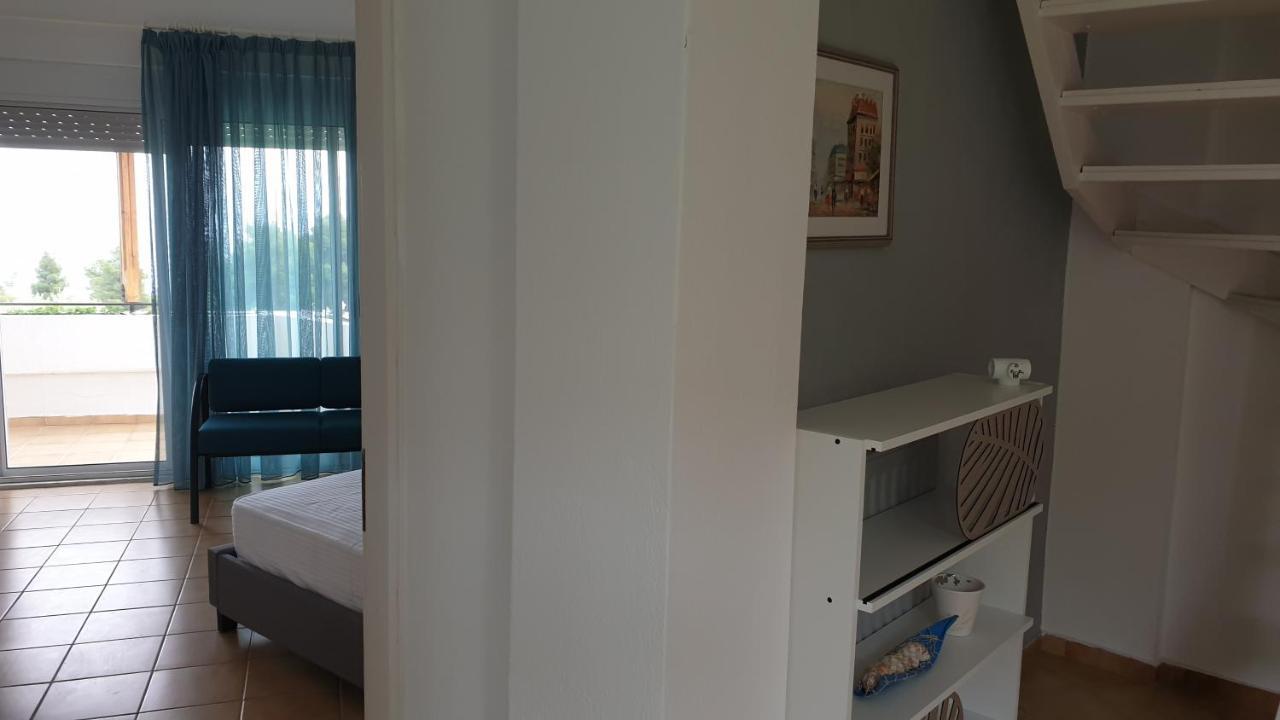 Appartement Amparoudes à Kriopigi Extérieur photo